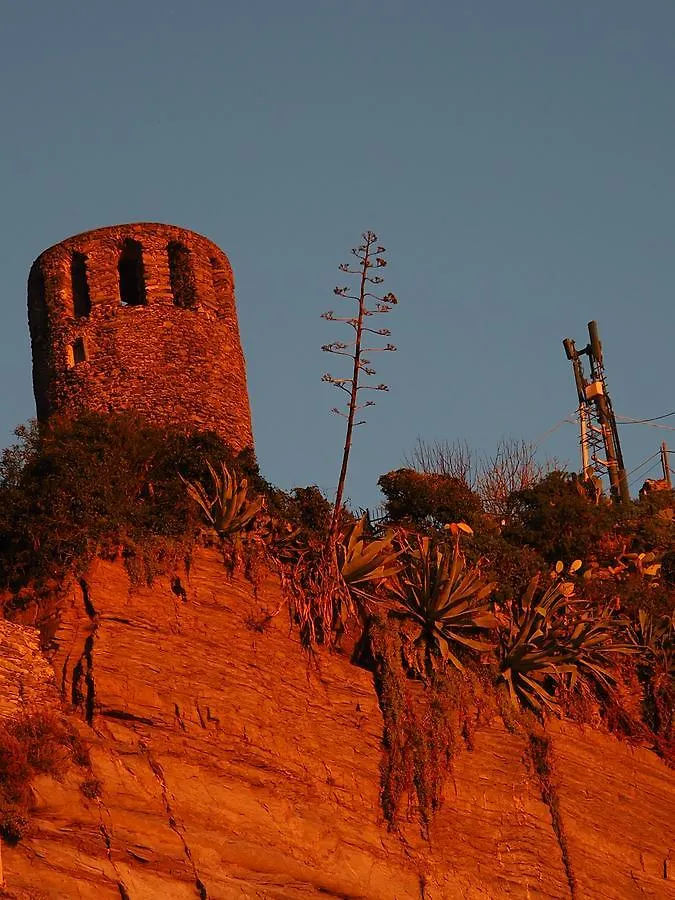 Muin A Ventu Historical Tower Apartment Vernazza