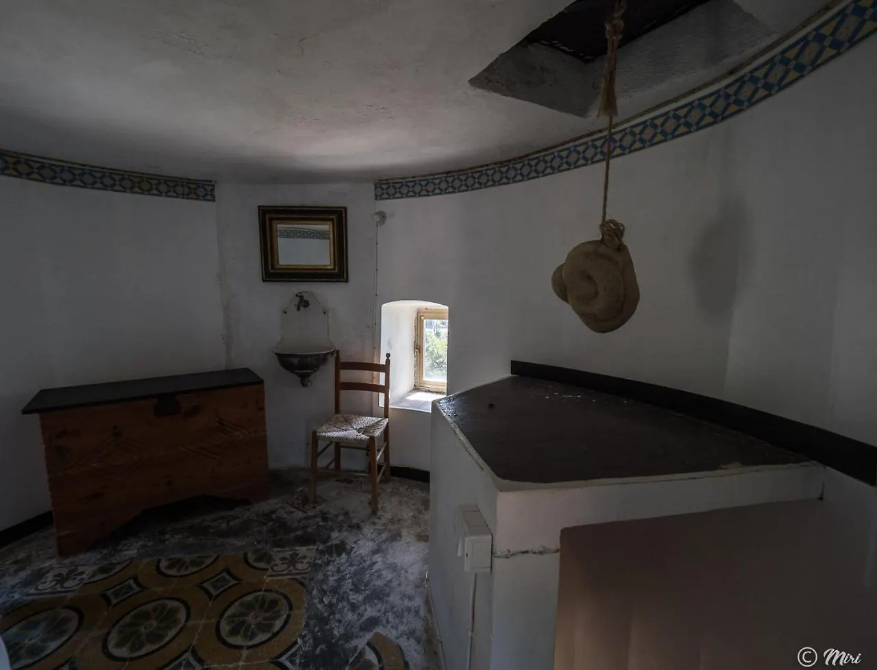 Muin A Ventu Historical Tower Apartment Vernazza 0*,  Italy