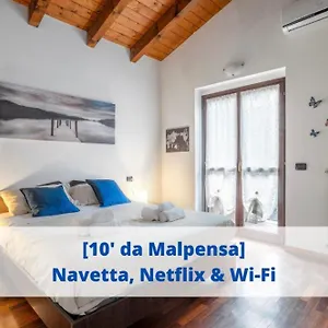 10' From Malpensa Shuttle, Netflix & Wi-fi Apartment Casorate Sempione